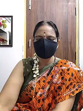 Snapshot of Tamil_white_beauty chatting on 13, 7, 2026 Tamil white beauty online show from 13, 7, 2026