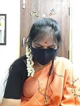 Snapshot of Tamil_white_beauty chatting on 17, 7, 2026 Tamil white beauty online show from 17, 7, 2026