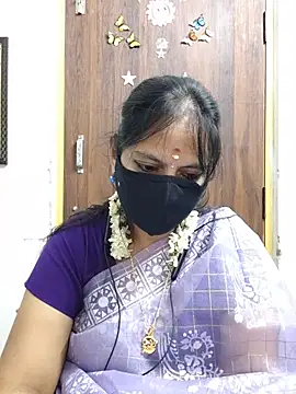Snapshot of Tamil_white_beauty chatting on 20, 7, 2026 Tamil white beauty online show from 20, 7, 2026