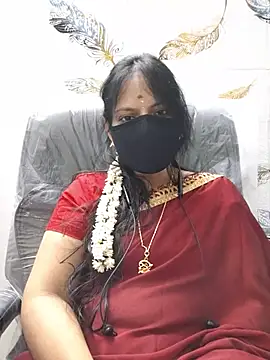 Snapshot of Tamil_white_beauty chatting on 28, 7, 2026 Tamil white beauty online show from 28, 7, 2026