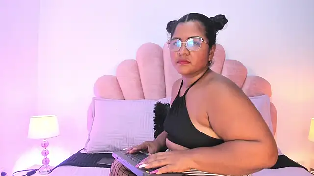 Mommy Big Ass online show from 11, 7, 2026