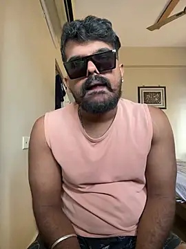 Snapshot of vinay1018 chatting on 6, 7, 2026 vinay1018 online show from 6, 7, 2026