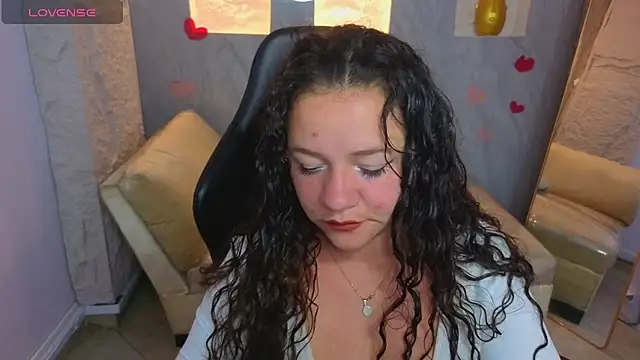 Snapshot of Cony_curly_b chatting on 16, 7, 2026 Cony curly b online show from 16, 7, 2026