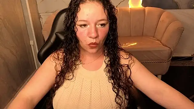 Snapshot of Cony_curly_b chatting on 26, 7, 2026 Cony curly b online show from 26, 7, 2026