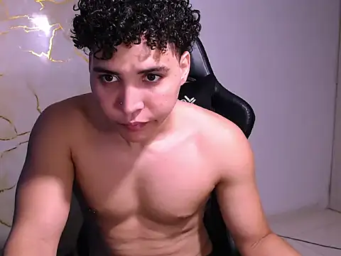 Snapshot of Rayan_Choi chatting on 2, 8, 2026 Rayan Choi online show from 2, 8, 2026
