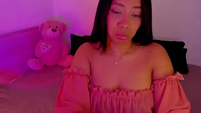 NicolePasqualott online show from 4, 12, 2025