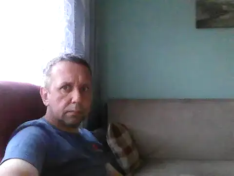Snapshot of RafalekRozmarynowski81 chatting on 6, 7, 2026 RafalekRozmarynowski81 online show from 6, 7, 2026