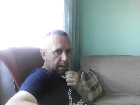Snapshot of RafalekRozmarynowski81 chatting on 20, 7, 2026 RafalekRozmarynowski81 online show from 20, 7, 2026