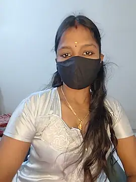 Snapshot of YALINITWO7_TAMIL chatting on 6, 8, 2026 YALINITWO7 TAMIL online show from 6, 8, 2026