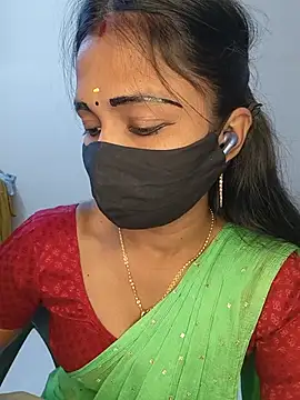 Snapshot of YALINITWO7_TAMIL chatting on 7, 8, 2026 YALINITWO7 TAMIL online show from 7, 8, 2026