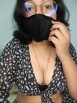 Snapshot of hottydisha chatting on 9, 7, 2026 hottydisha online show from 9, 7, 2026