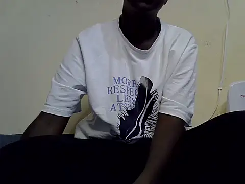 Snapshot of African_petite_godess chatting on 16, 6, 2026 African petite godess online show from 16, 6, 2026