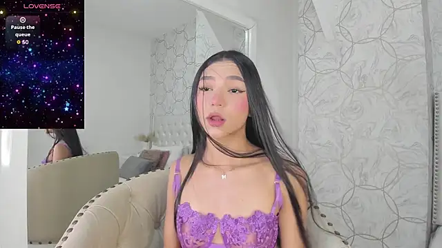 Snapshot of britanny_77 chatting on 10, 7, 2026 britanny 77 online show from 10, 7, 2026