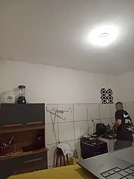 Edneishenrique online show from 21, 7, 2026