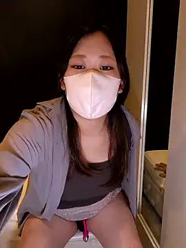 Snapshot of saki_cute chatting on 17, 6, 2026 saki cute online show from 17, 6, 2026