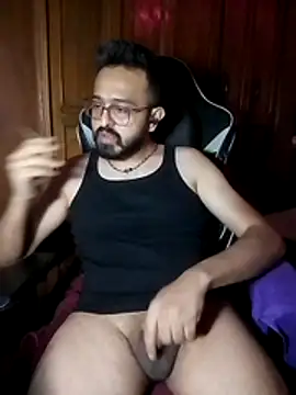 Snapshot of freakkydessi chatting on 8, 7, 2026 freakkydessi online show from 8, 7, 2026
