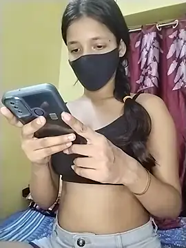Snapshot of Naina_PG chatting on 7, 7, 2026 Naina PG online show from 7, 7, 2026