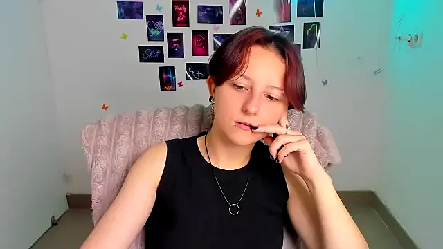 Snapshot of Dilara_Kiss_ chatting on 23, 7, 2026 Dilara Kiss online show from 23, 7, 2026