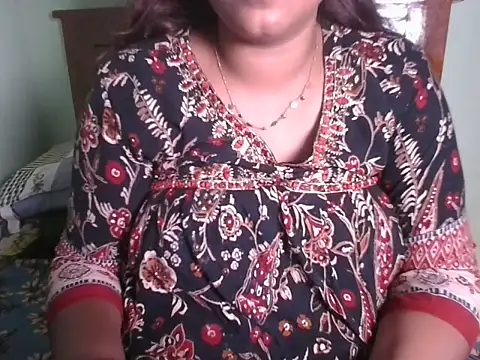Snapshot of Tamil_Shailu chatting on 8, 7, 2026 Tamil Shailu online show from 8, 7, 2026