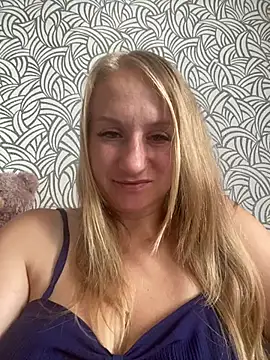 Snapshot of Emilia_ki chatting on 23, 7, 2026 Emilia ki online show from 23, 7, 2026