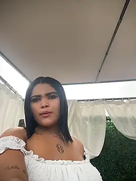 Snapshot of HoneyBunXXX chatting on 26, 6, 2026 HoneyBunXXX online show from 26, 6, 2026