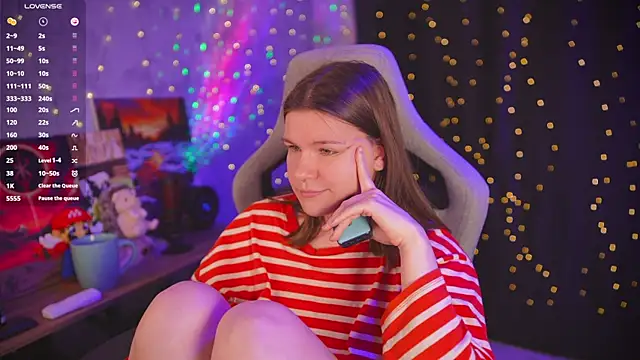amberlyyy online show from 17, 6, 2026