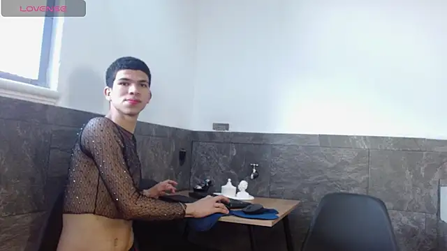 Snapshot of Dilan_Femboy chatting on 22, 6, 2026 Dilan Femboy online show from 22, 6, 2026