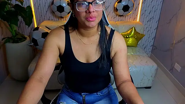 Snapshot of sarah_bay_tx chatting on 21, 6, 2026 sarah bay tx online show from 21, 6, 2026