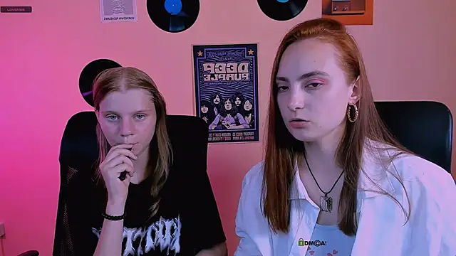 Snapshot of bella_sky11 chatting on 19, 6, 2026 bella sky11 online show from 19, 6, 2026