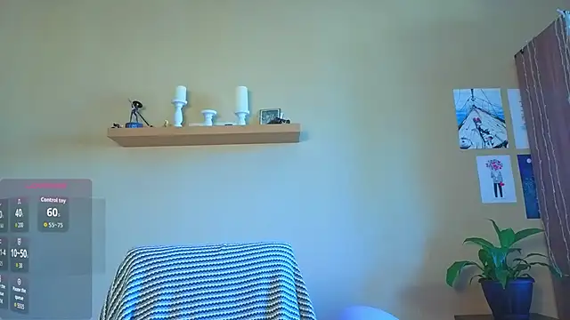 Snapshot of dreamy_art chatting on 19, 6, 2026 dreamy art online show from 19, 6, 2026