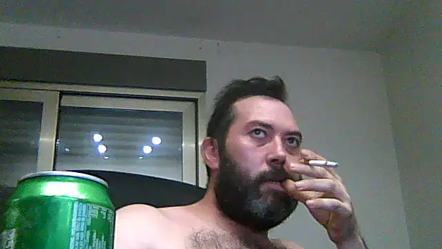 Snapshot of SirFrankonde chatting on 2, 7, 2026 SirFrankonde online show from 2, 7, 2026