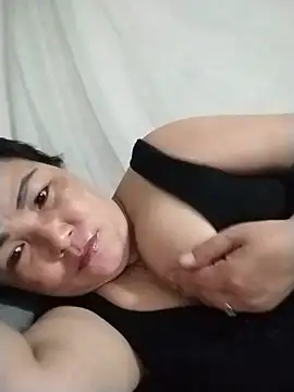 Snapshot of Naaya8109 chatting on 9, 8, 2026 Naaya8109 online show from 9, 8, 2026