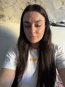 SelenaWouleds online show from 18, 6, 2026