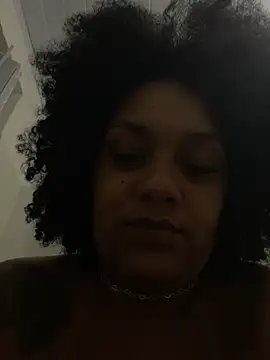 Snapshot of estrellla1 chatting on 6, 8, 2026 estrellla1 online show from 6, 8, 2026