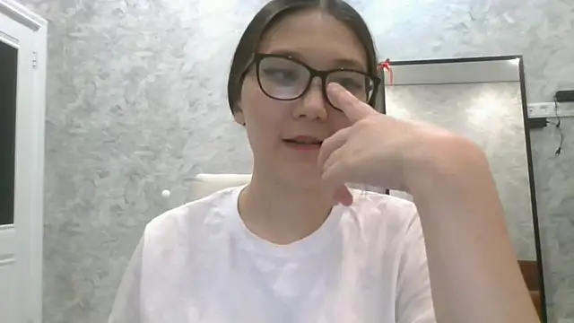 SupremacyChloe online show from 25, 6, 2026