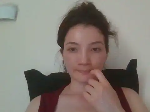 Snapshot of Calenyagi chatting on 26, 6, 2026 Calenyagi online show from 26, 6, 2026