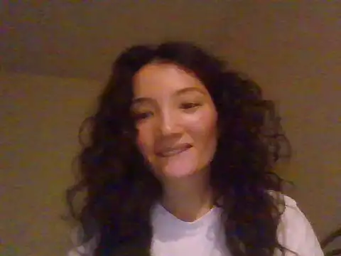 Snapshot of Calenyagi chatting on 27, 6, 2026 Calenyagi online show from 27, 6, 2026