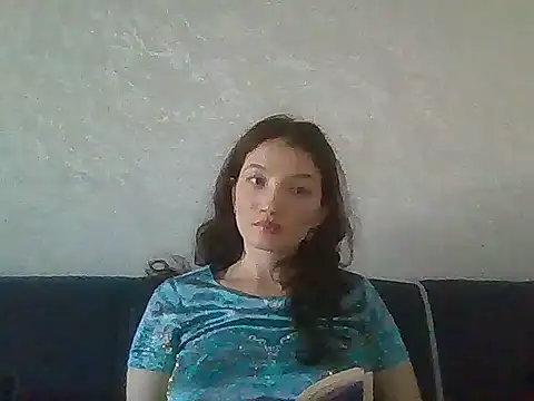 Snapshot of Calenyagi chatting on 9, 7, 2026 Calenyagi online show from 9, 7, 2026