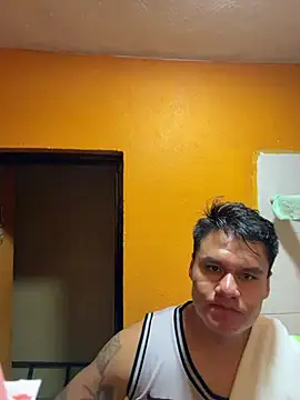 Snapshot of LatinoLeones chatting on 14, 7, 2026 LatinoLeones online show from 14, 7, 2026