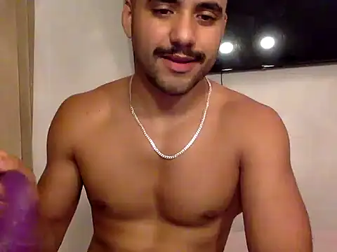 Snapshot of Hot_latinboy96 chatting on 21, 6, 2026 Hot latinboy96 online show from 21, 6, 2026