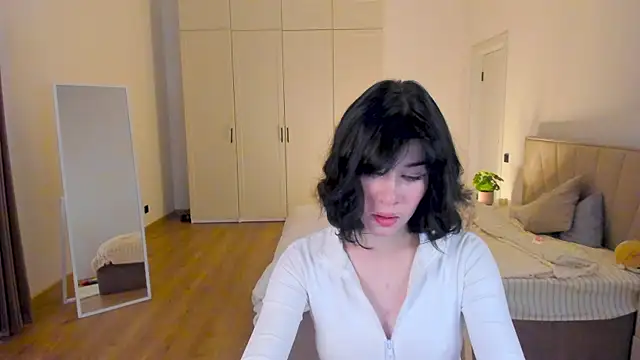 Snapshot of Ellie_baillie chatting on 27, 6, 2026 Ellie baillie online show from 27, 6, 2026