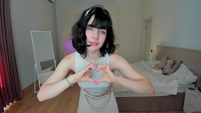 Snapshot of Ellie_baillie chatting on 1, 7, 2026 Ellie baillie online show from 1, 7, 2026