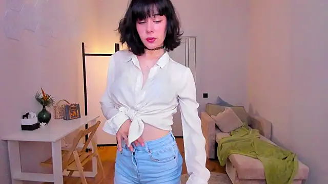 Snapshot of Ellie_baillie chatting on 6, 7, 2026 Ellie baillie online show from 6, 7, 2026