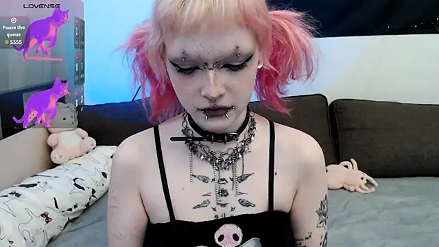 Snapshot of meow_nicole chatting on 21, 7, 2026 meow nicole online show from 21, 7, 2026
