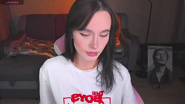 Snapshot of Demi_Corn chatting on 22, 7, 2026 Demi Corn online show from 22, 7, 2026