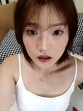 Snapshot of xiaosang103 chatting on 27, 6, 2026 xiaosang103 online show from 27, 6, 2026