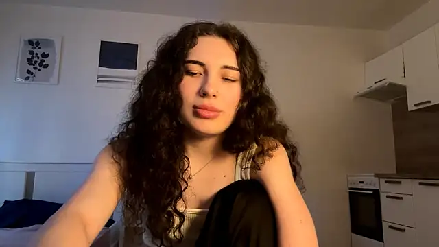Snapshot of runawyin chatting on 5, 8, 2026 runawyin online show from 5, 8, 2026
