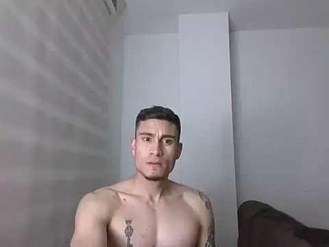 Alejandro00747 online show from 9, 8, 2026