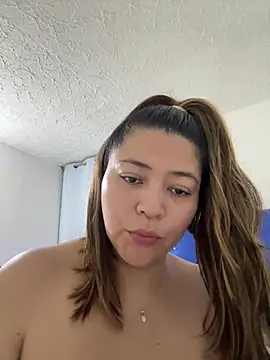 Snapshot of Majo5 chatting on 16, 7, 2026 Majo5 online show from 16, 7, 2026