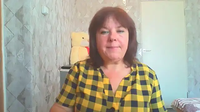 Snapshot of HannahAna39 chatting on 6, 8, 2026 HannahAna39 online show from 6, 8, 2026